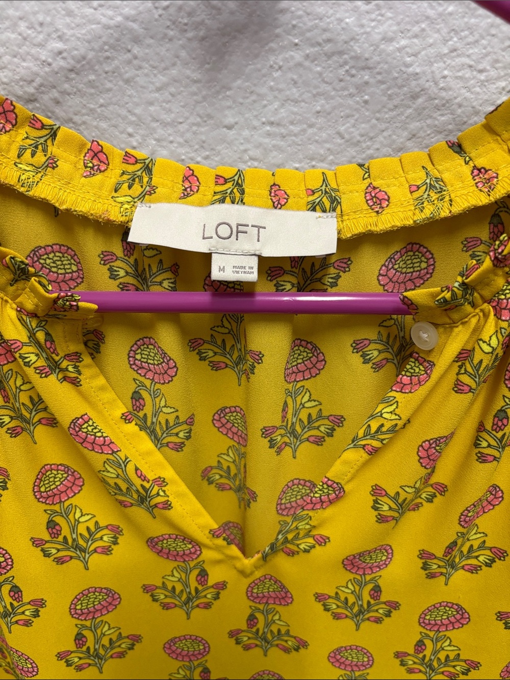 LOFT Yellow Floral V-Neck Cap-Sleeve Blouse - Picture 3 of 4